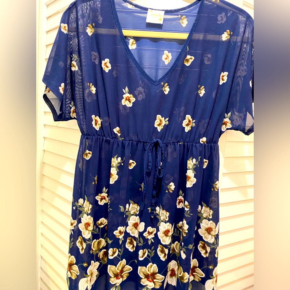 Siren Lily Maternity “Floral Sheer EmpireTie Blouse” Size Medium Navy/Ivory EUC